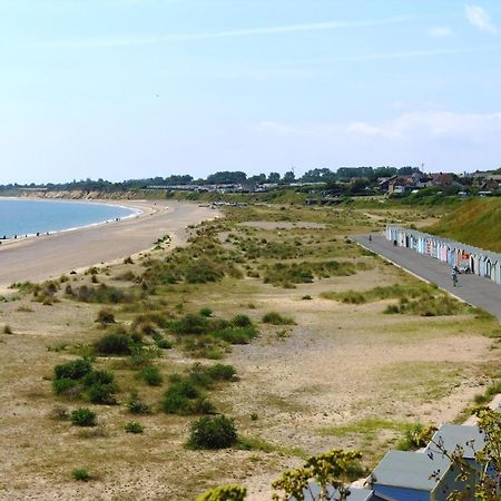 Beautiful 6 Berth Caravan By The Beach In Suffolk Ref 40076Nd Lowestoft Esterno foto