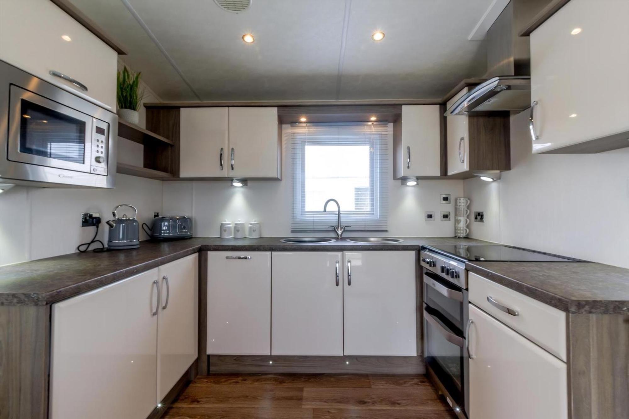 Beautiful 6 Berth Caravan By The Beach In Suffolk Ref 40076Nd Lowestoft Esterno foto